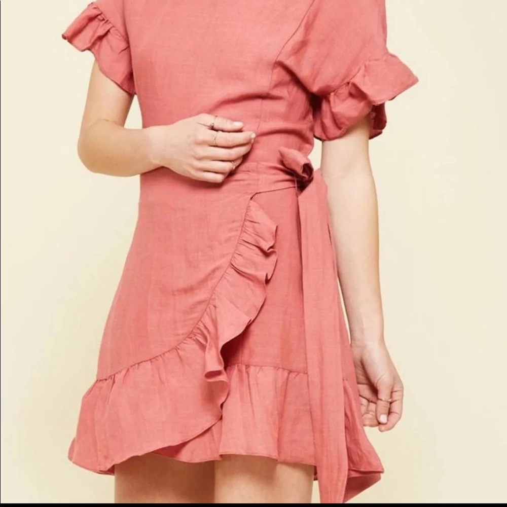 Pink Linen Ruffle Dress - Picture 2 of 4